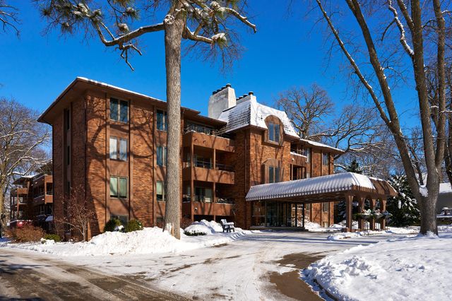 4323 Grand Avenue 428, Des Moines, IA 50312