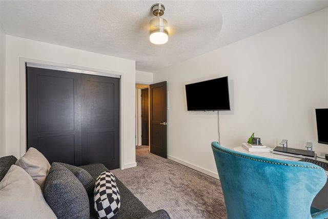 4323 Grand Avenue 428, Des Moines, IA 50312