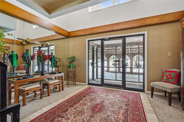 4323 Grand Avenue 428, Des Moines, IA 50312