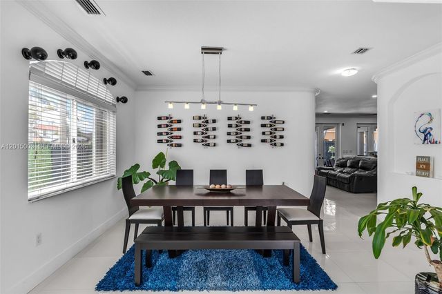 15395 SW 23rd St, Miami, FL 33185