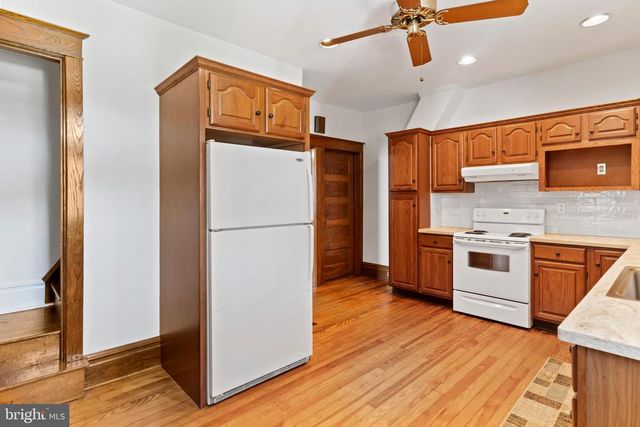 24 E COOVER ST, Mechanicsburg, PA 17055