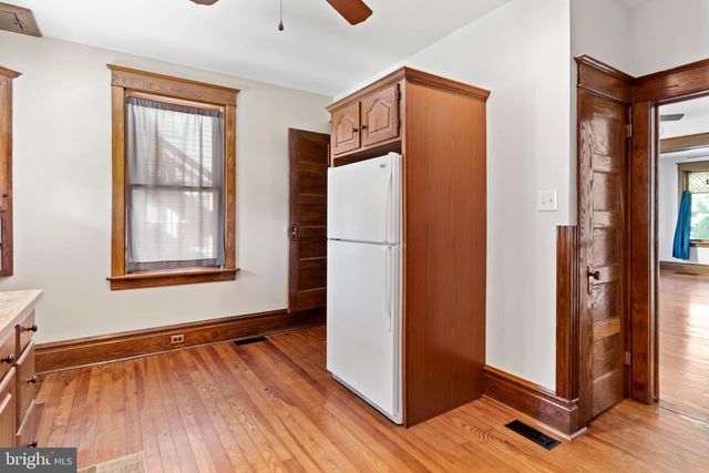 24 E COOVER ST, Mechanicsburg, PA 17055