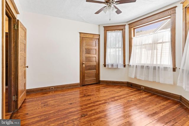 24 E COOVER ST, Mechanicsburg, PA 17055