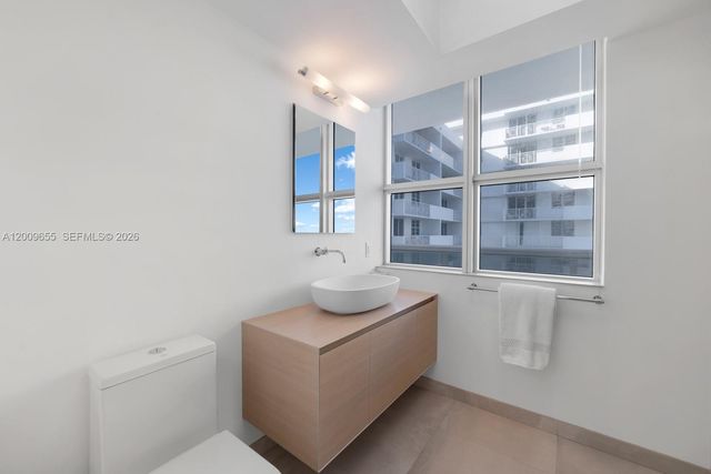 5801 Collins Ave 1200, Miami Beach, FL 33140