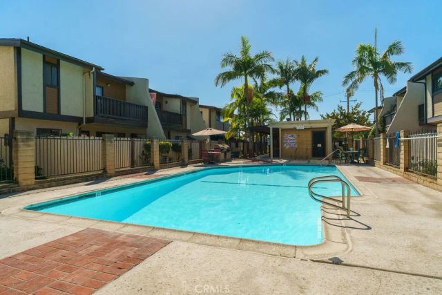 14364 Yukon Avenue 11, Hawthorne, CA 90250