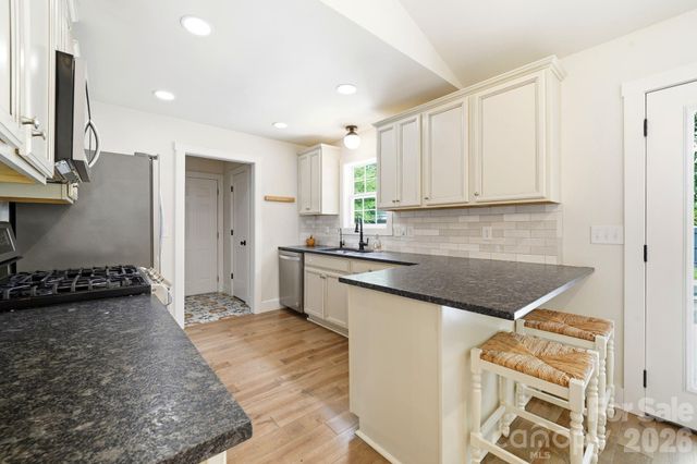 1556 Meadow Glen Lane, Rock Hill, SC 29730