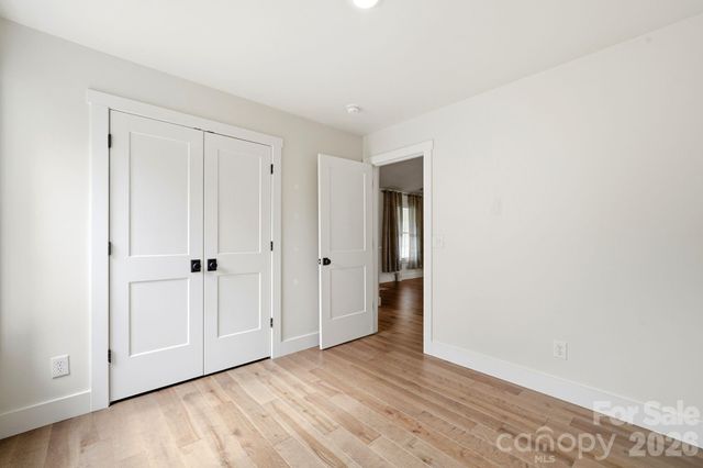 1556 Meadow Glen Lane, Rock Hill, SC 29730