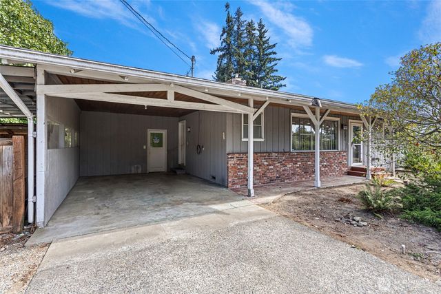 8821 52nd Drive NE, Marysville, WA 98270