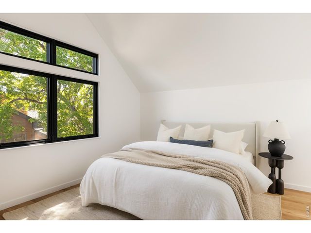 1760 Hawthorn Pl, Boulder, CO 80304
