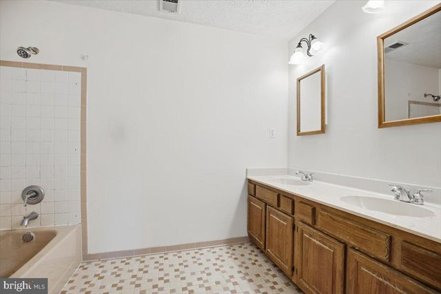 8525 TRINITY CHURCH RD, Charlotte Hall, MD 20622