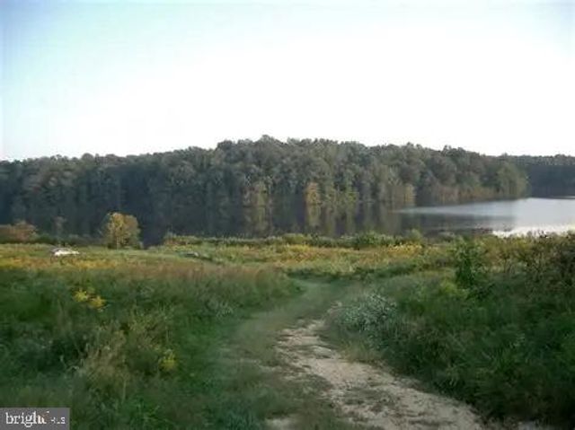 8525 TRINITY CHURCH RD, Charlotte Hall, MD 20622