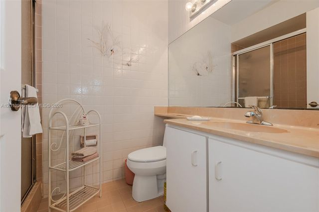 430 NE 210th Cir Ter 201-3, Miami, FL 33179
