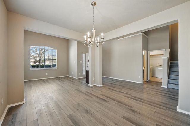 804 Starling Lane, Aubrey, TX 76227