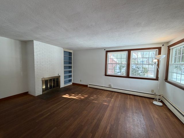 24 Grapevine Ave 0, Lexington, MA 02421