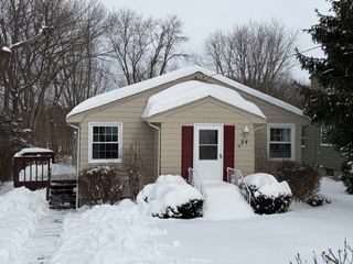 24 Grapevine Ave 0, Lexington, MA 02421