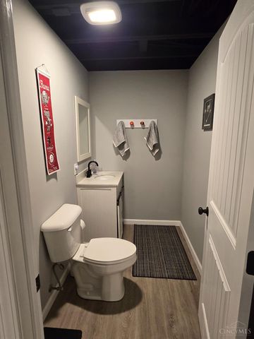 1511 Shaker Run Boulevard, Lebanon, OH 45036