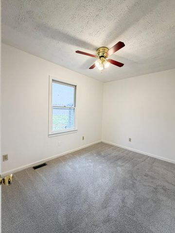 352 Chase Place, Lexington, KY 40503