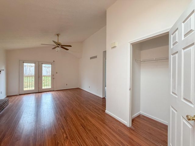 352 Chase Place, Lexington, KY 40503