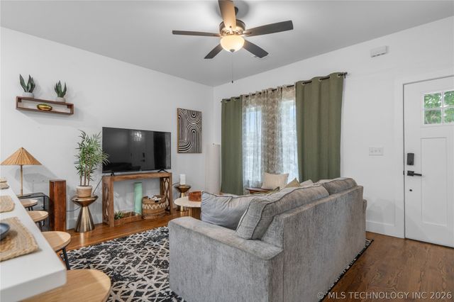 1323 N Cheyenne Avenue A, Tulsa, OK 74106