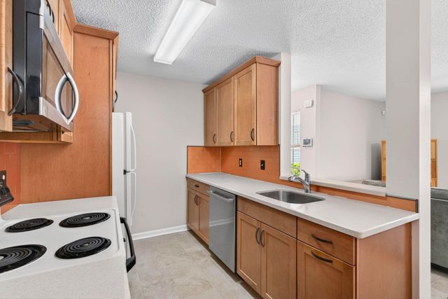 8862 Chandler Dr Apt D, Surfside Beach, SC 29575