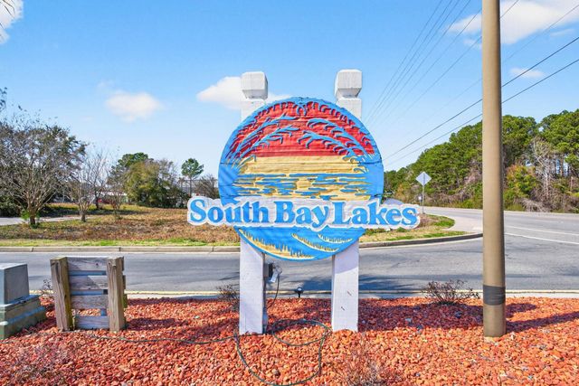 8862 Chandler Dr Apt D, Surfside Beach, SC 29575