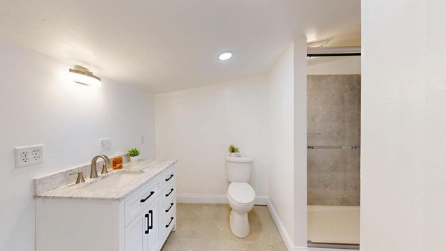 418 N Main STREET, Viroqua, WI 54665