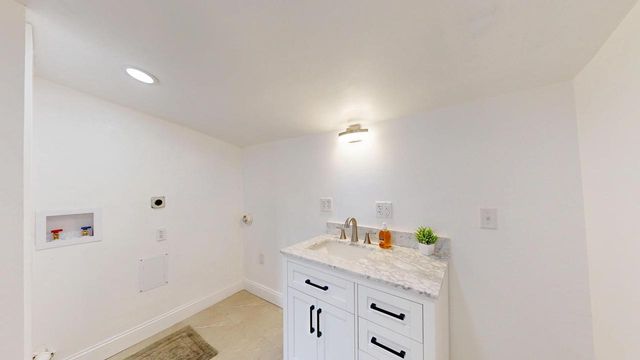 418 N Main STREET, Viroqua, WI 54665