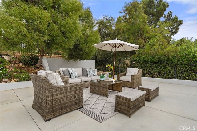 30520 Camino Porvenir, Rancho Palos Verdes, CA 90275