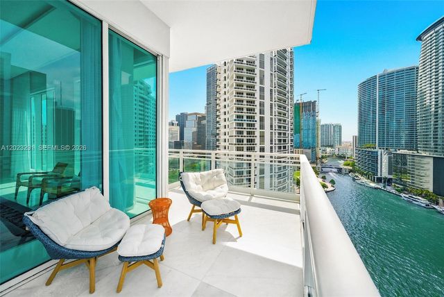 900 Brickell Key Blvd 1801, Miami, FL 33131