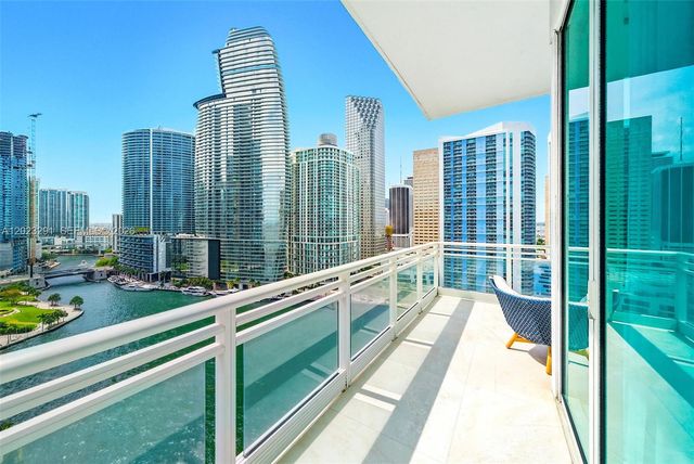 900 Brickell Key Blvd 1801, Miami, FL 33131