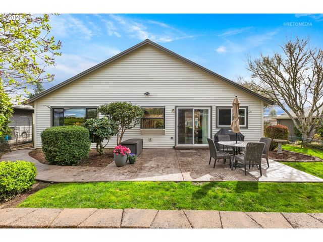 12515 Sw PEACHVALE St, Portland, OR 97224
