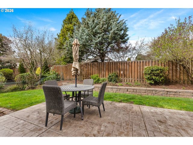 12515 Sw PEACHVALE St, Portland, OR 97224