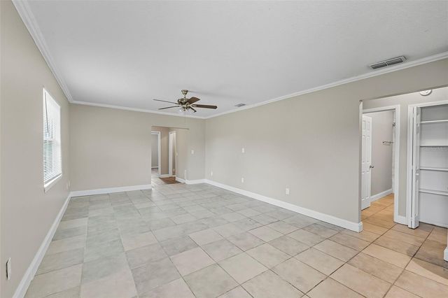 28042 LOIS DRIVE, Tavares, FL 32778