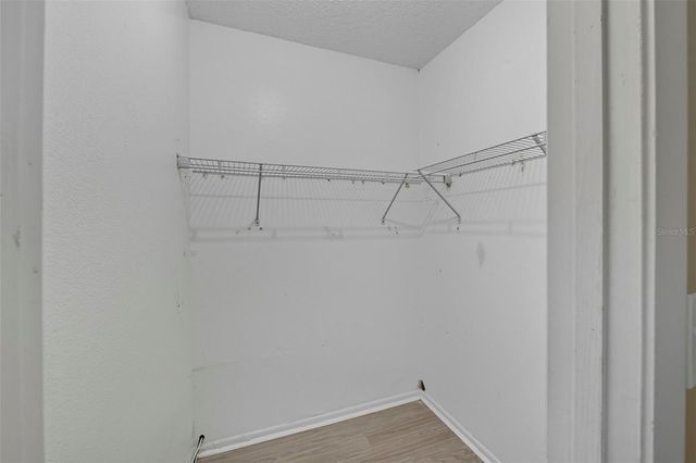 28042 LOIS DRIVE, Tavares, FL 32778