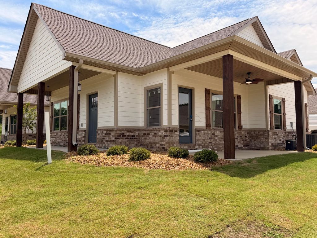 86 Maddox Lane, Chatsworth, GA 30705