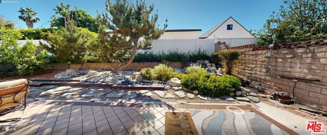 6619 Sunnyslope Avenue, Los Angeles, CA 91401
