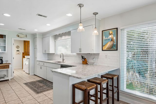 3616 Yacht Club Road, Edisto Island, SC 29438