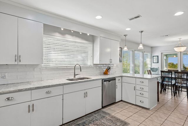 3616 Yacht Club Road, Edisto Island, SC 29438