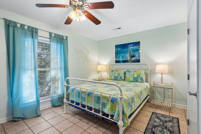 3616 Yacht Club Road, Edisto Island, SC 29438
