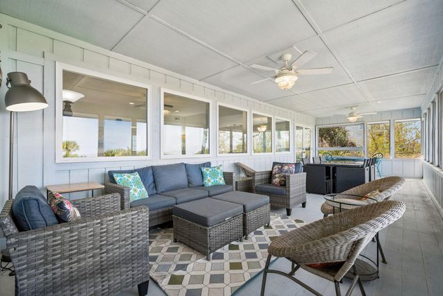 3616 Yacht Club Road, Edisto Island, SC 29438