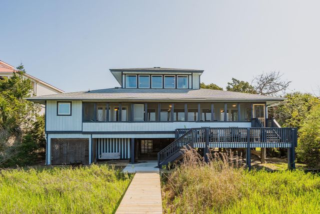 3616 Yacht Club Road, Edisto Island, SC 29438