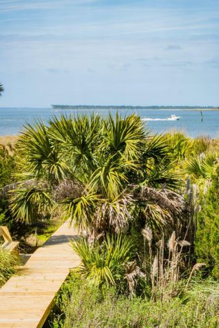 3616 Yacht Club Road, Edisto Island, SC 29438