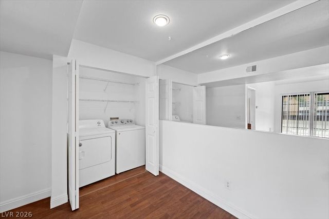 5158 South Jones Boulevard 201, Las Vegas, NV 89118