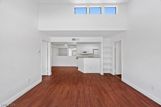 5158 South Jones Boulevard 201, Las Vegas, NV 89118