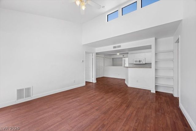 5158 South Jones Boulevard 201, Las Vegas, NV 89118