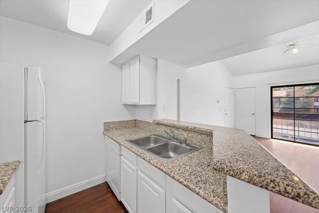 5158 South Jones Boulevard 201, Las Vegas, NV 89118