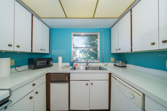 1301 GULF BOULEVARD 201, Clearwater Beach, FL 33767