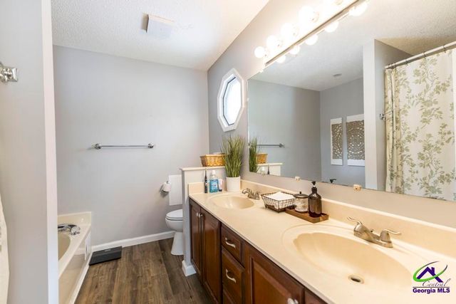 109 S Hiley Court, Bonaire, GA 31005