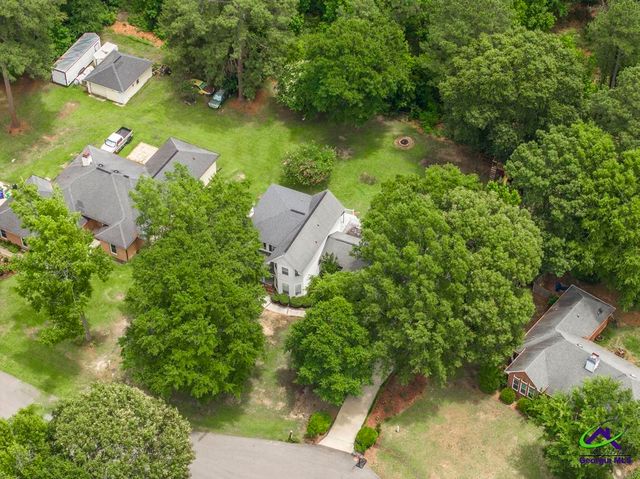 109 S Hiley Court, Bonaire, GA 31005
