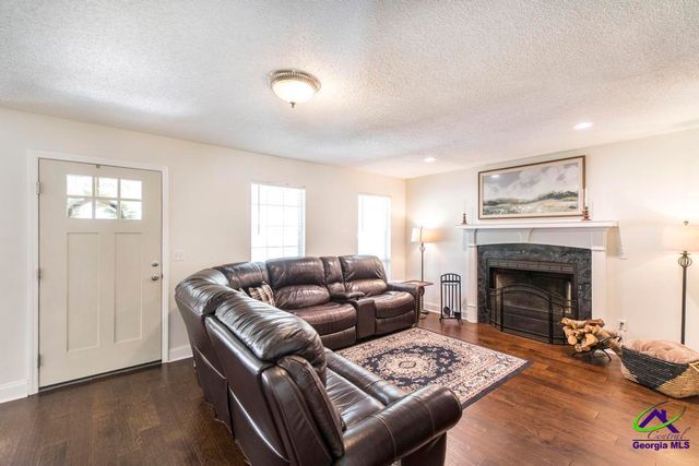 109 S Hiley Court, Bonaire, GA 31005